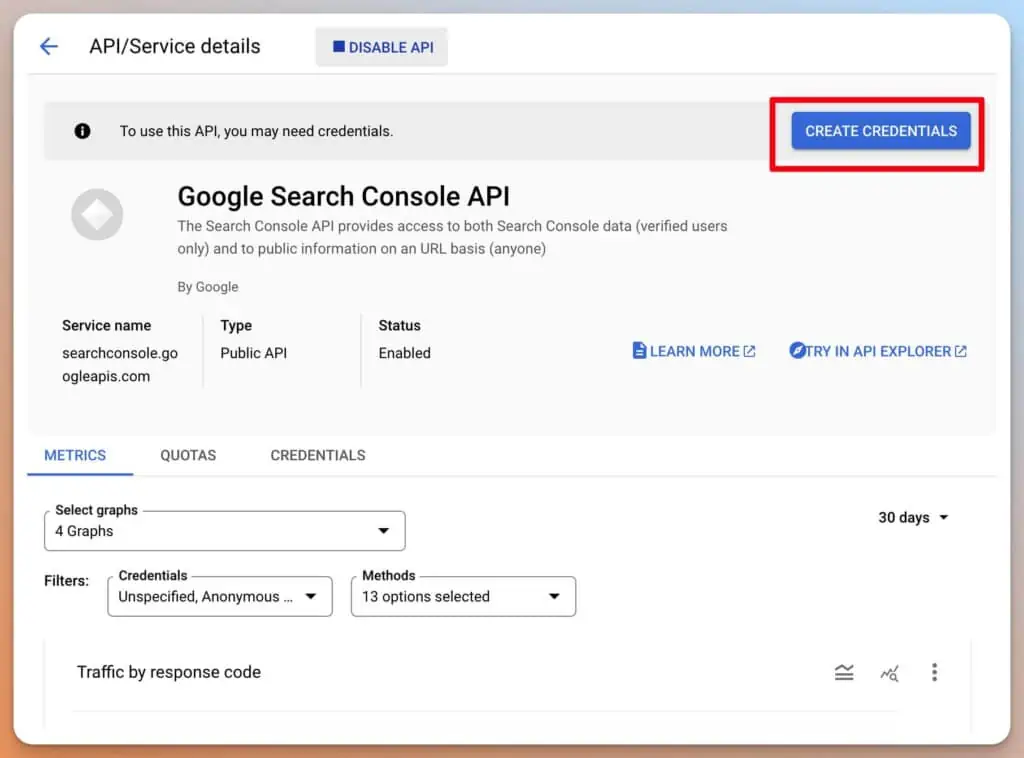 Das Bild zeigt einen Screenshot der Google Search Console API-Seite, auf der ein Benutzer die Möglichkeit hat, API-Anmeldeinformationen zu erstellen.